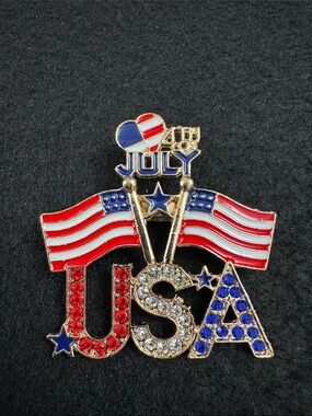 Patriotic July USA Flag Brooch - Red White Blue